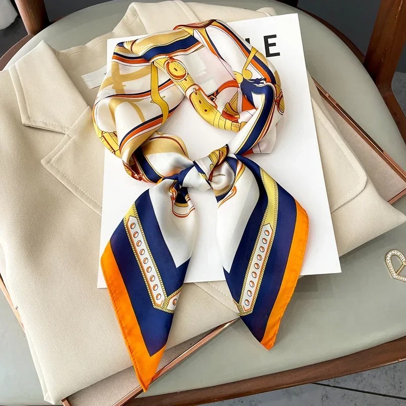 Luxury Bags China - Syal Sutra Persegi Tipis Desain Mewah