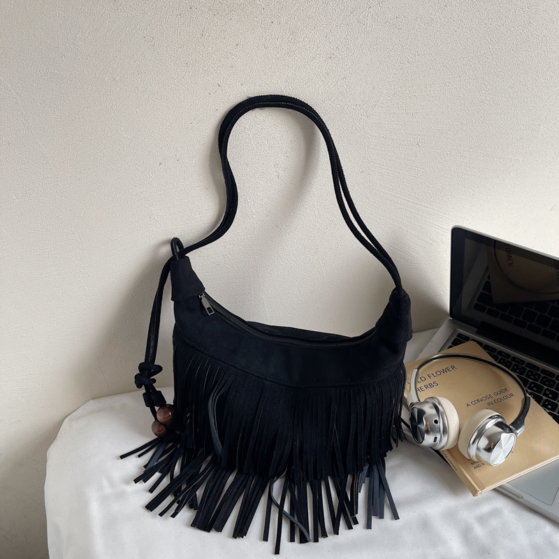 Tas Bahu Satu Rumbai Suede Ret - Half Moon Bag Suede ulasan dan harga