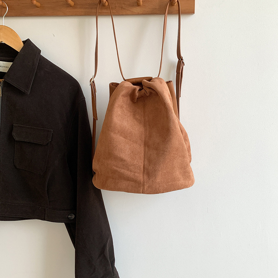 Faux Suede tas jinjing ember u - Luxury Bags Korea ulasan dan harga