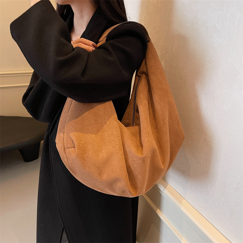 Tas belanja Hobo wanita, tas T - Half Moon Bag Suede ulasan dan harga